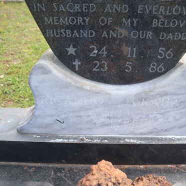 SNYDERS Ricardo Graham 1956-1986_2