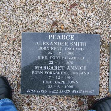PEARCE Alexander Smith 1900-1976 &amp; Margaret Annice 1910-1998