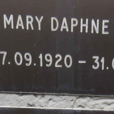 COXON Mary Daphne 1920-2004