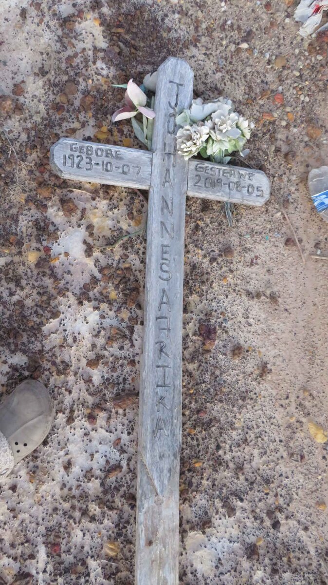 AFRIKA Johannes 1923-2019