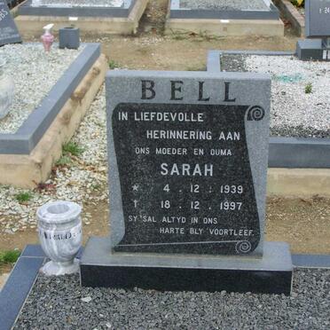 BELL Sarah 1939-1997