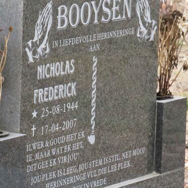 BOOYSEN Nicholas Frederick 1944-2007