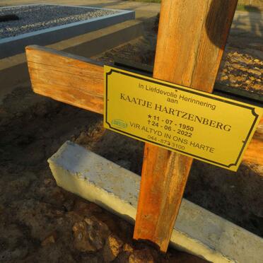 HARTZENBERG Kaatje 1950-2022