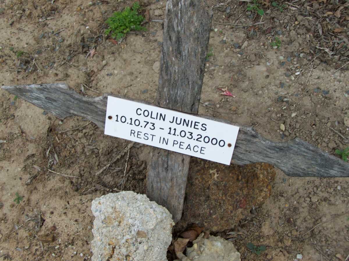 JUNIES Colin 1973-2000