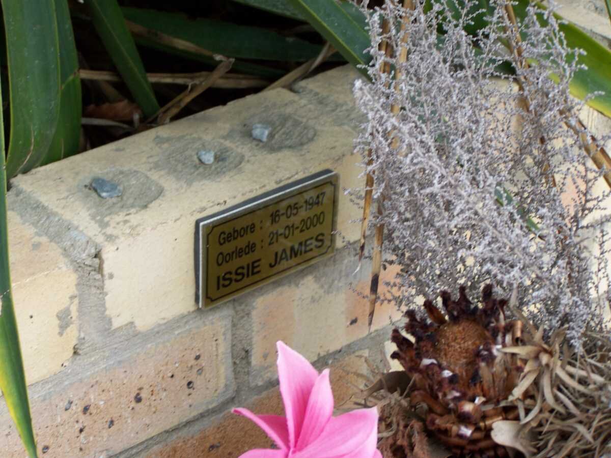 JAMES Issie 1947-2000