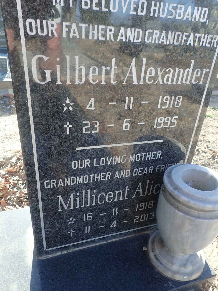JOHNSON Gilbert Alexander 1918-1995 & Millicent Alice 1918-2013 _2