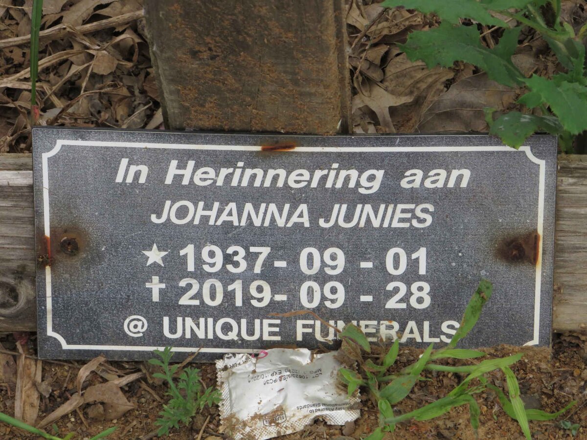 JUNIES Johanna 1937-2019
