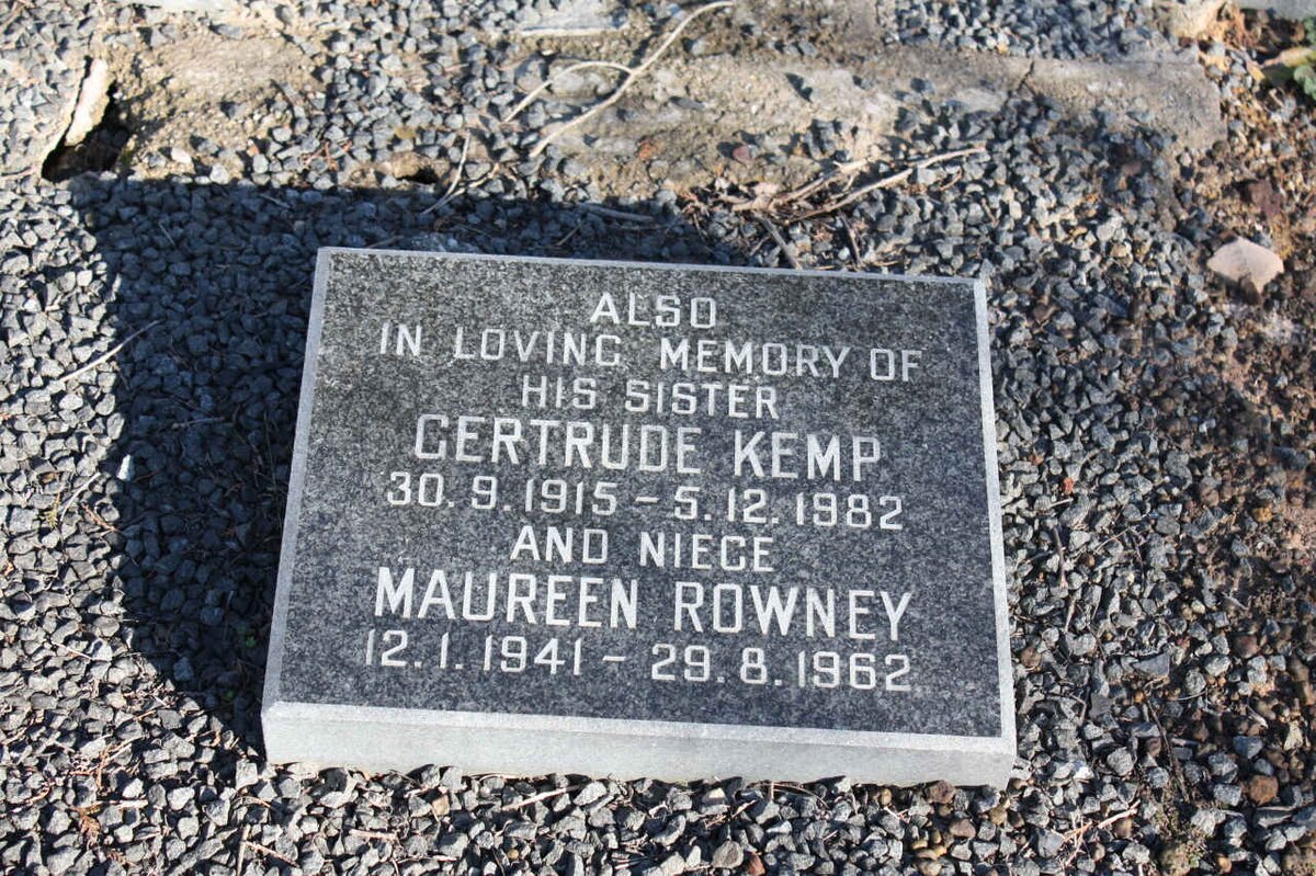 KEMP Gertrude 1915-1982 :: ROWNEY Maureen 1941-1962