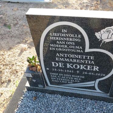 KOKER Antoinette Emmarentia, de 1945-2020