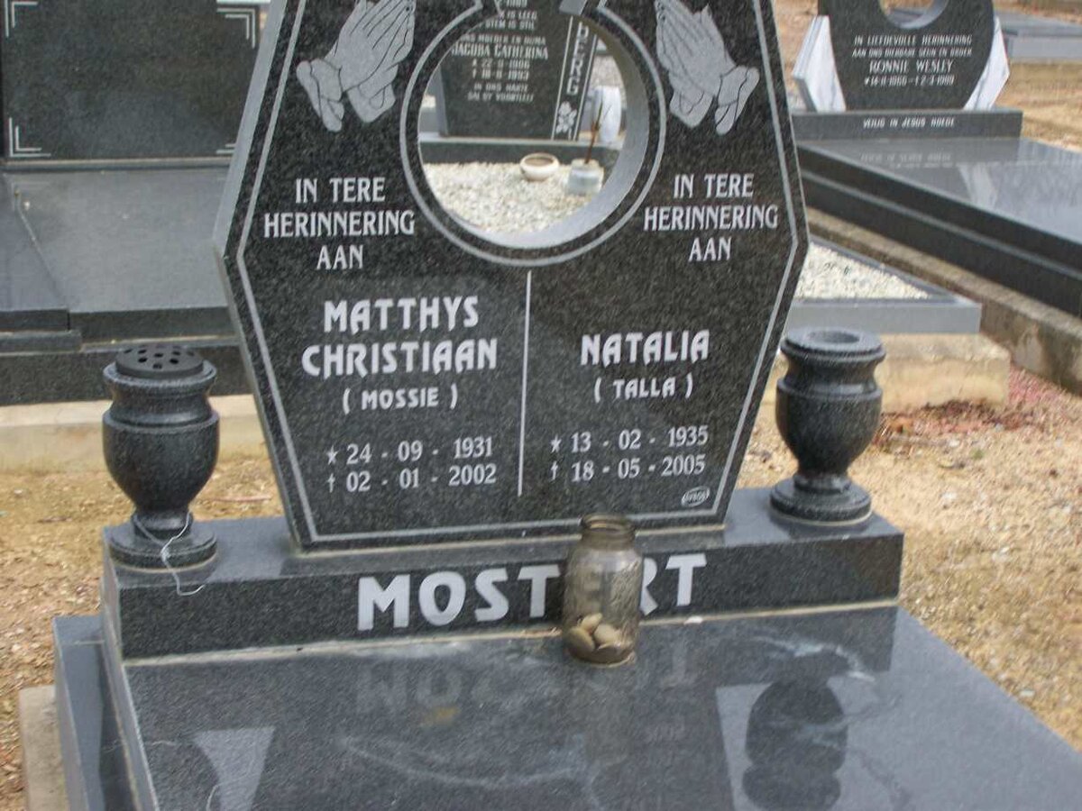 MOSTERT Matthys Christiaan  1931-2002 &amp; Natalia 1935-2005