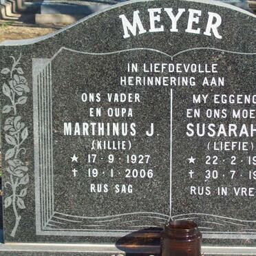 MEYER Marthinus J. 1927-2006 &amp; Susarah E. 1926-1980