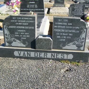 NEST Andries Hendrik Gustavus, van der 1894-1967 &amp; Magdalena Catharina 1903-1970