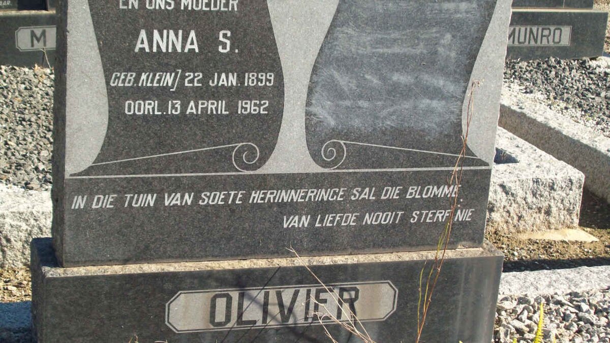 OLIVIER Anna S. 1899-1962