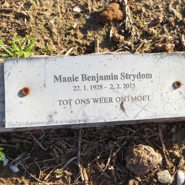 STRYDOM Manie Benjamin 1928-2015