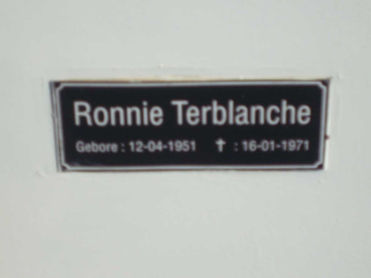 TERBLANCHE Ronnie 1951-1971