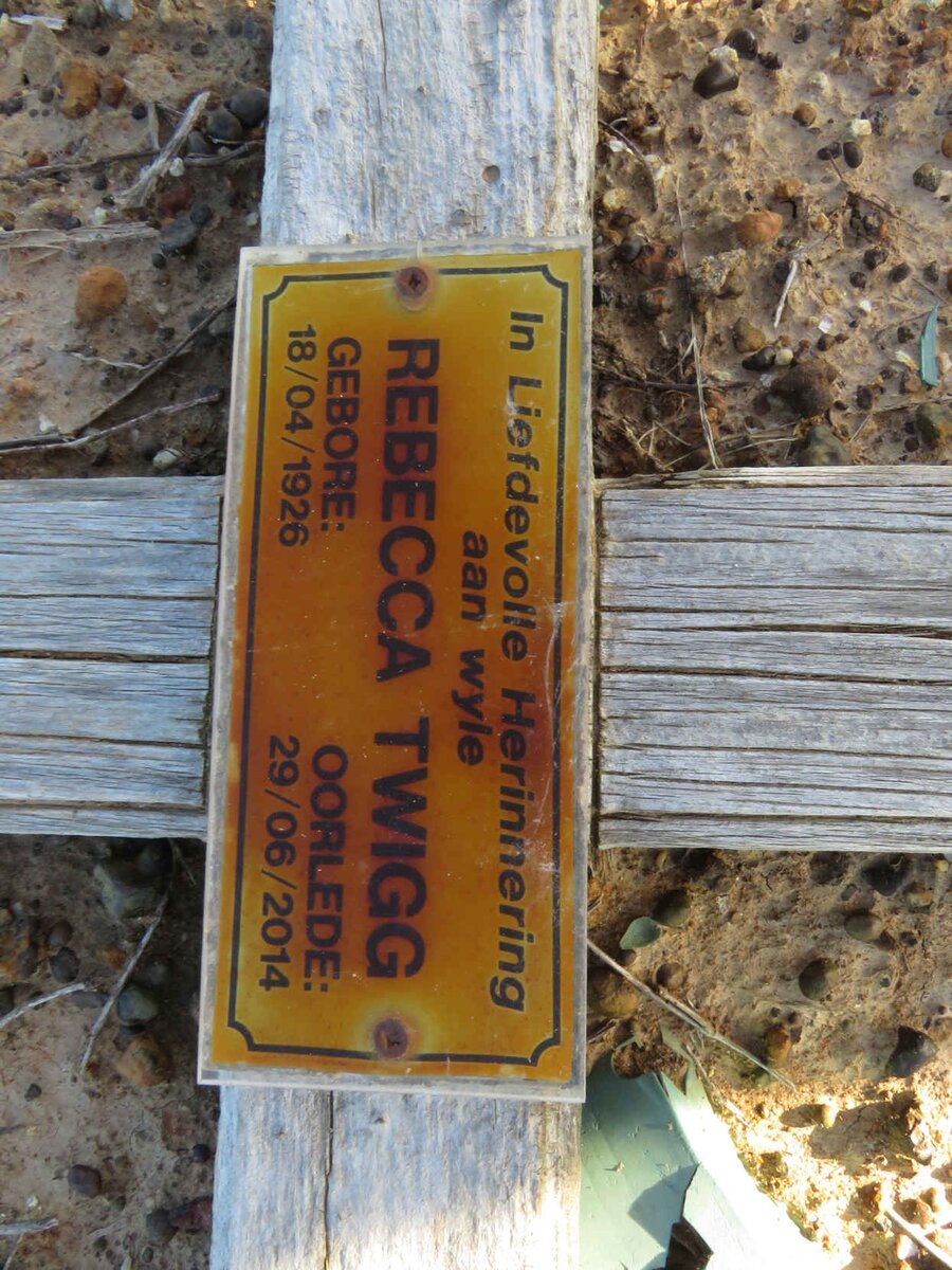 TWIGG Rebecca 1926-2014