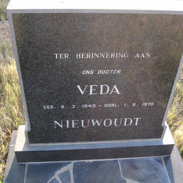 NIEUWOUDT Veda 1943-1970