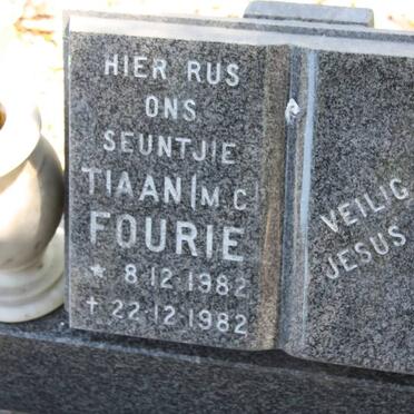 FOURIE M.C. 1982-1982