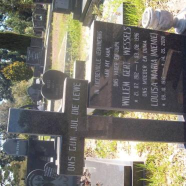 VILJOEN Willem Gert Wessels 1912-1996 &amp; Louisa Maria 1915-2006