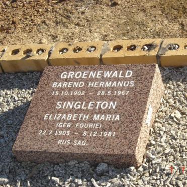 GROENEWALD Barend Hermanus 1902-1967 &amp; Elizabeth Maria SINGLETON nee FOURIE 1905-1981
