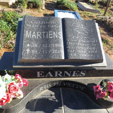 EARNES Martiens 1960-2019