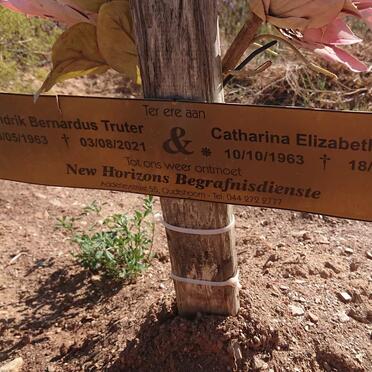 TRUTER Hendrik Bernardus 1963-2021 & Catharina Elizabeth 1963-2021