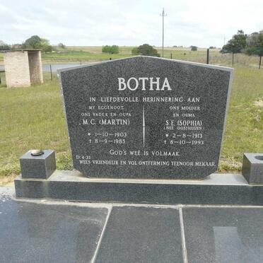 BOTHA M.C. 1903-1985 &amp; S.E. OOSTHUIZEN 1913-1993