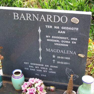 BARNARDO Magdalena 1955-2011