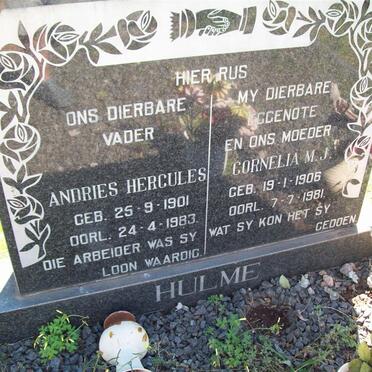HULME Andries Hercules 1901-1983 &amp; Cornelia M.J. 1906-1981