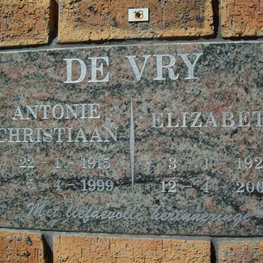 VRY Antonie Christiaan, de 1915-1999 &amp; Elizabeth 1920-2005