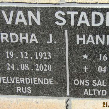 STADEN Gerdha J., van 1923-2020 :: VAN STADEN Hannetjie 1944-2018