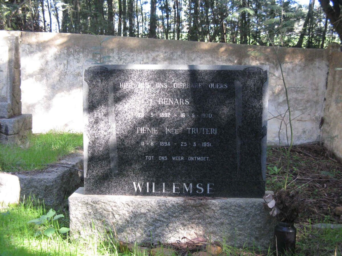 WILLEMSE Benars 1892-1970 &amp; Tienie TRUTER 1894-1951
