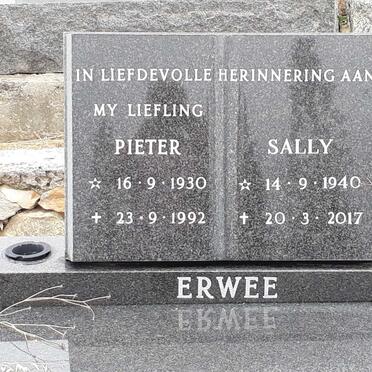 ERWEE Pieter 1930-1992 &amp; Sally 1940-2017