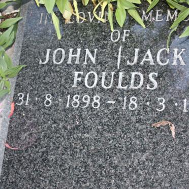 F - Vanne :: Surnames - F