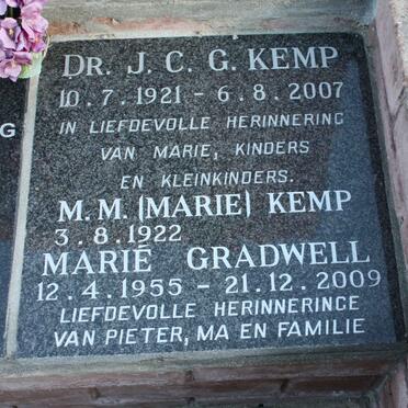 KEMP J.C.C. 1921-2007 &amp; M.M. 1922- &amp; Marie GRADWELL 1955-2009