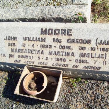 MOORE John William McGregor 1893-1957 &amp; Margaretha Martina DE BRUYN 1898-1979