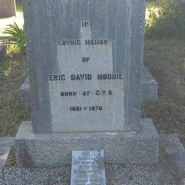 MOODIE Eric David 1881-1970 &amp; Edith Eleanor COX 1896-1972