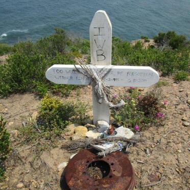 Western Cape, HEROLDS BAY, Seaside memorials