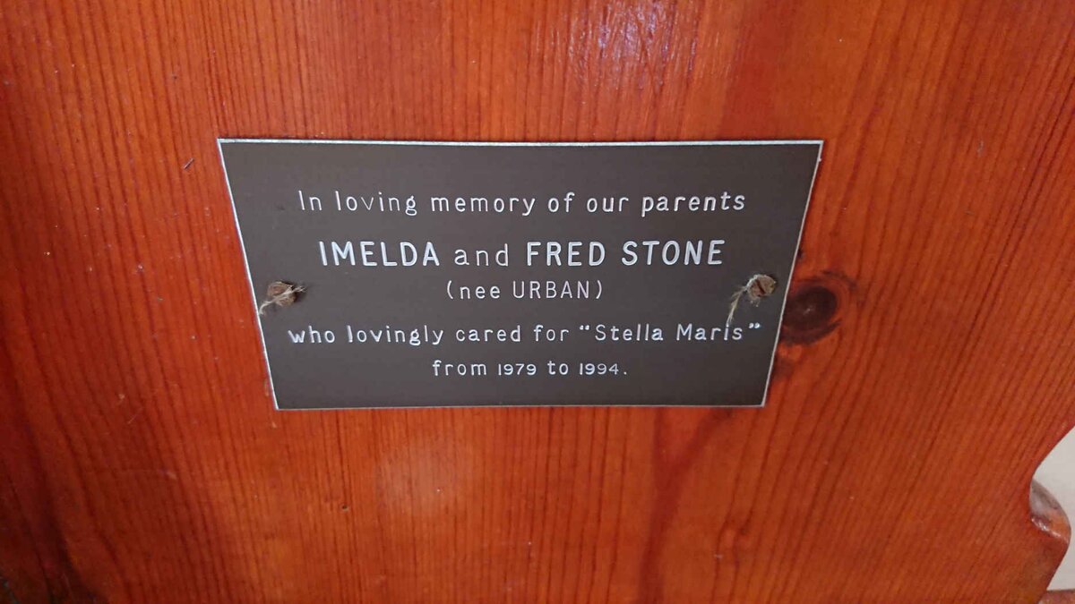 STONE Fred &amp; Imelda URBAN