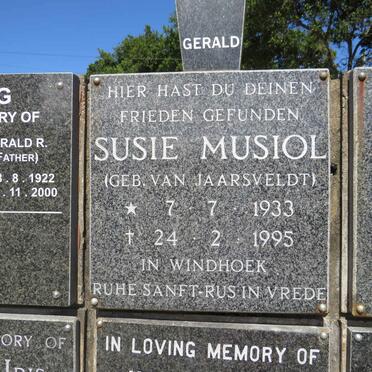 MUSIOL Susie nee VAN JAARSVELDT 1933-1995