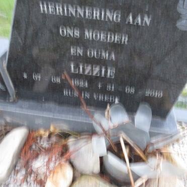 HARKER Henry Hamilton 1927-2006 & Lizzie 1924-2010_2