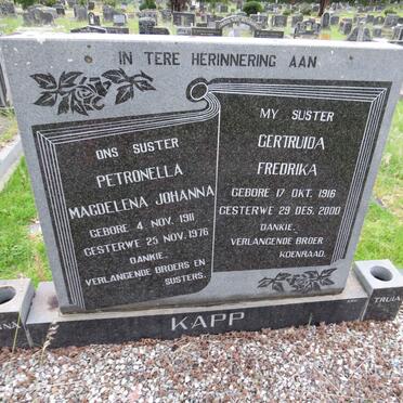 KAPP Petronella Magdelena Johanna 1911-1976 :: KAPP Gertuida Fredrika 1916-2000