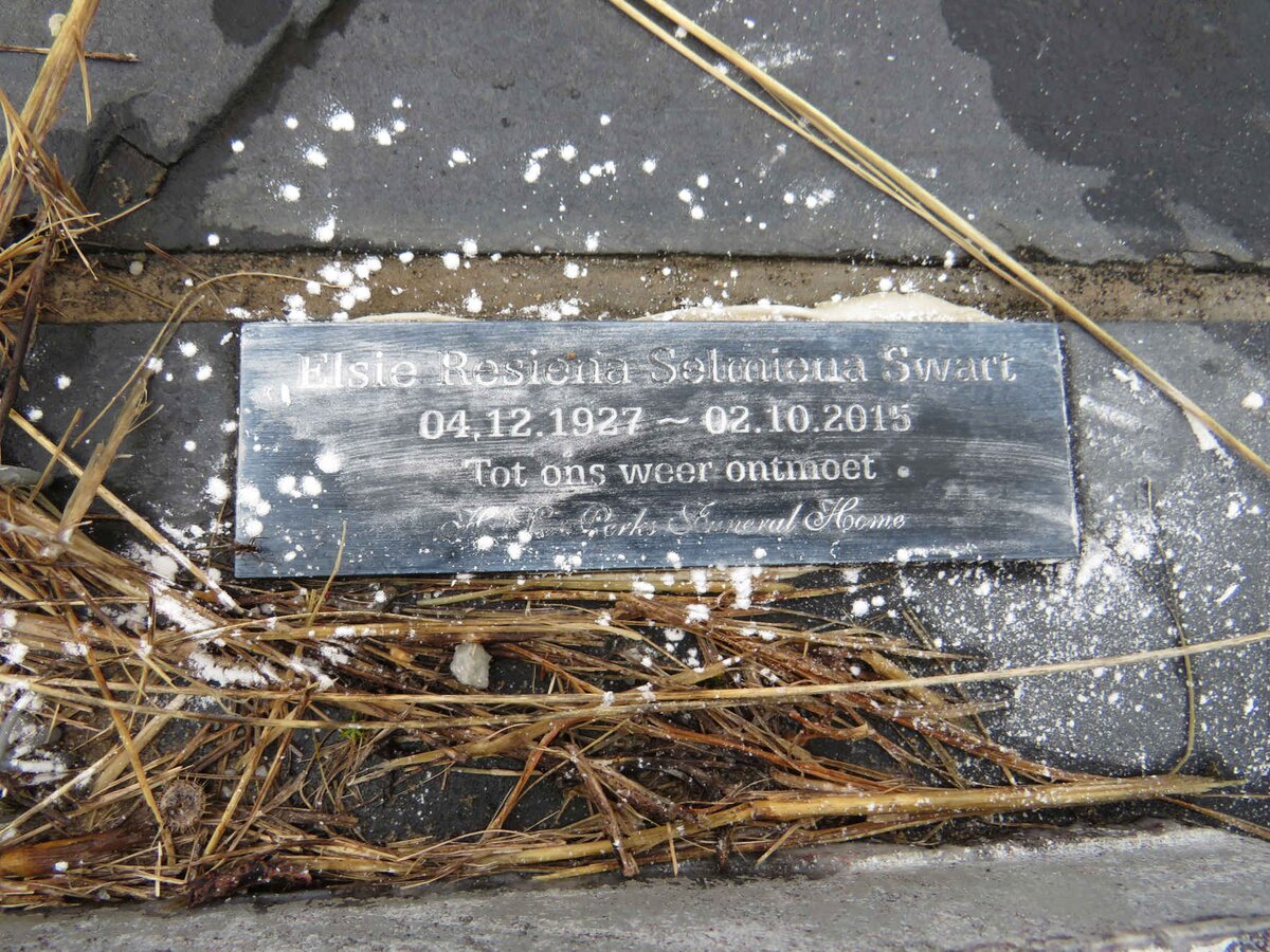 SWART Elsie Rosiena Selmiena 1927-2015  