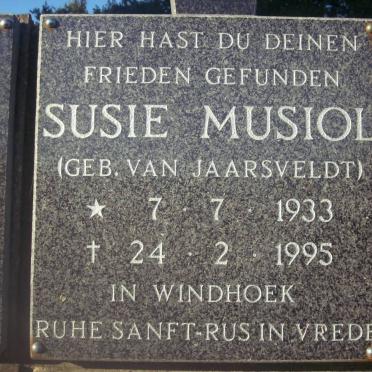 MUSIOL Susie nee VAN JAARSVELDT 1933-1995