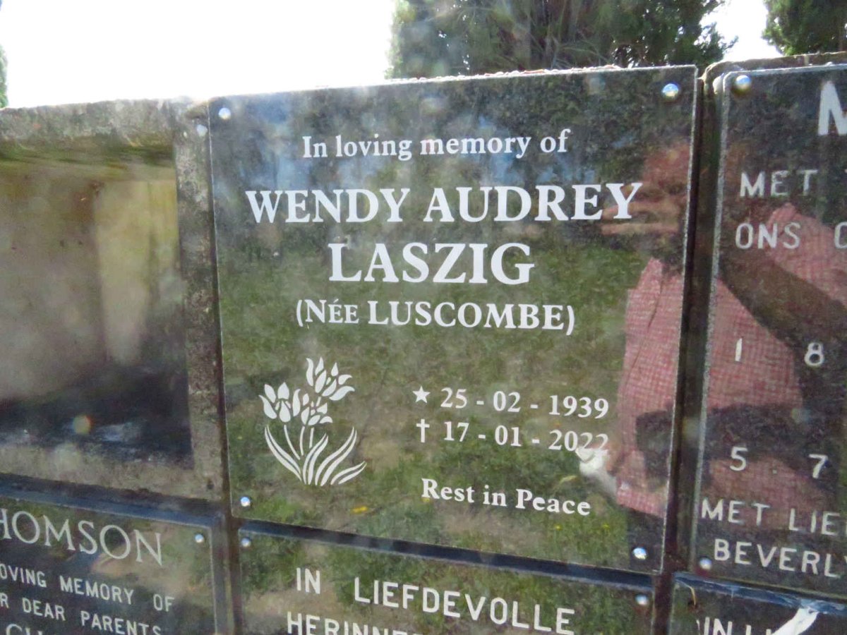 LASZIG Wendy Audrey nee LUSCOMBE 1939-2022