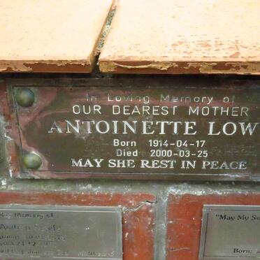 LOWE Antoinette 1914-2000