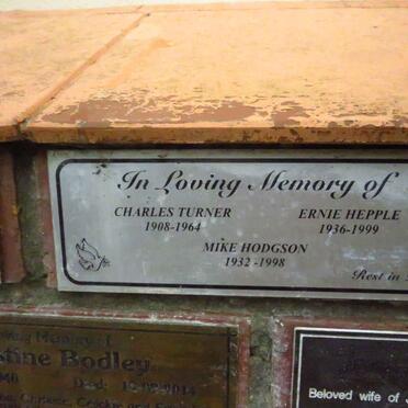 TURNER Charles 1908-1964 :: HEPPLE Ernie 1936-1999 :: HODGSON Mike 1932-1998