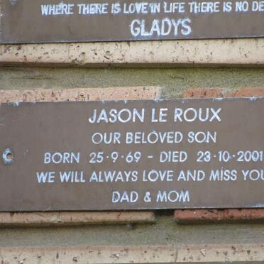 ROUX Jason, le 1969-2001