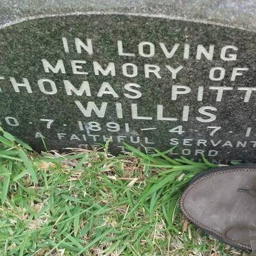 WILLIS Thomas Pittam 1891-1982
