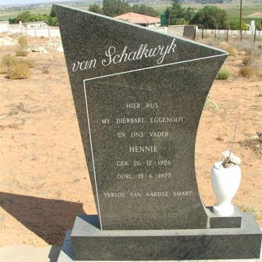 SCHALKWYK Hennie, van 1926-1977